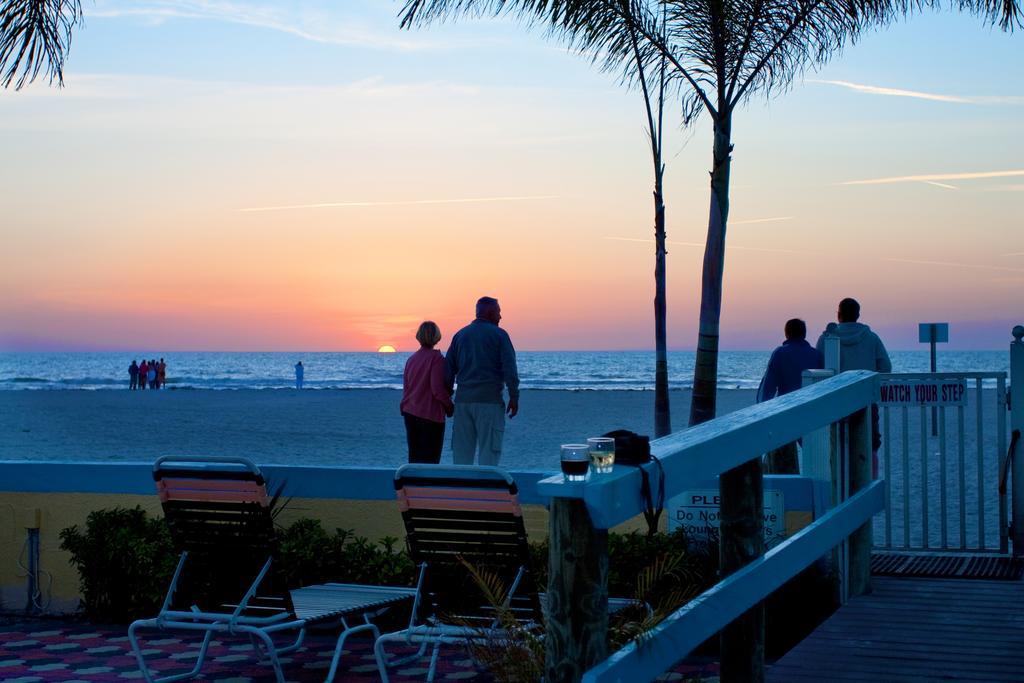 Plaza Beach Hotel - Beachfront Resort St. Pete Beach Exterior foto
